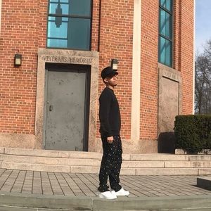 Meet your Posher, Walter